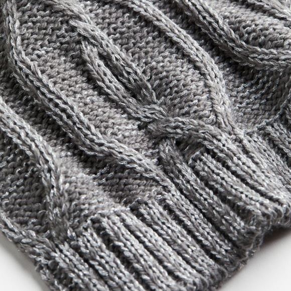 NWT Oversized Shimmery Metallic Sweater size s - Picture 5 of 10